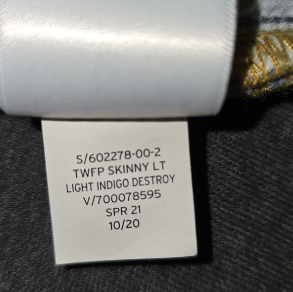 GAP:Maternity True Waistband ADORABLE Distressed Skinny Jeans, Lt Indigo, NWOT - Picture 8 of 14